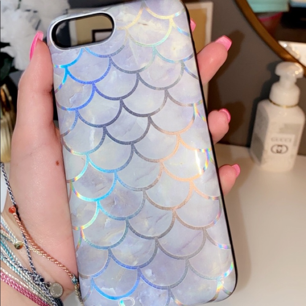 iPhone 8+/7+ charging case